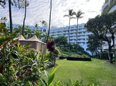 Embark on a Journey of Enchantment at Fairmont Ke Lani Magic Suow